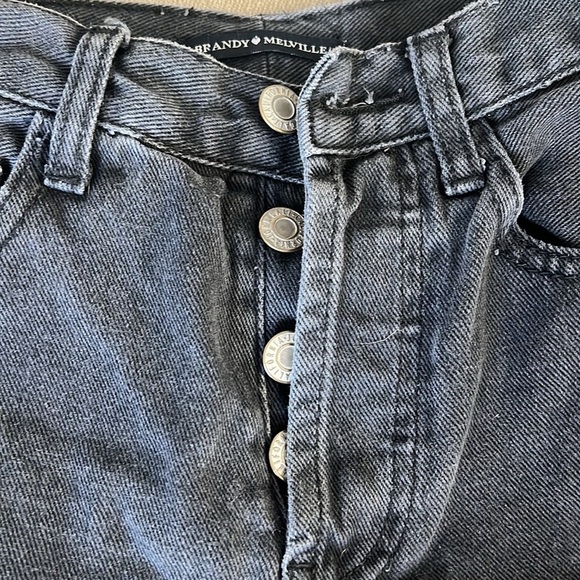 BRANDY MELVILLE - CHARCOAL JEAN SHORTS - SIZE 0 - Picture 2 of 3